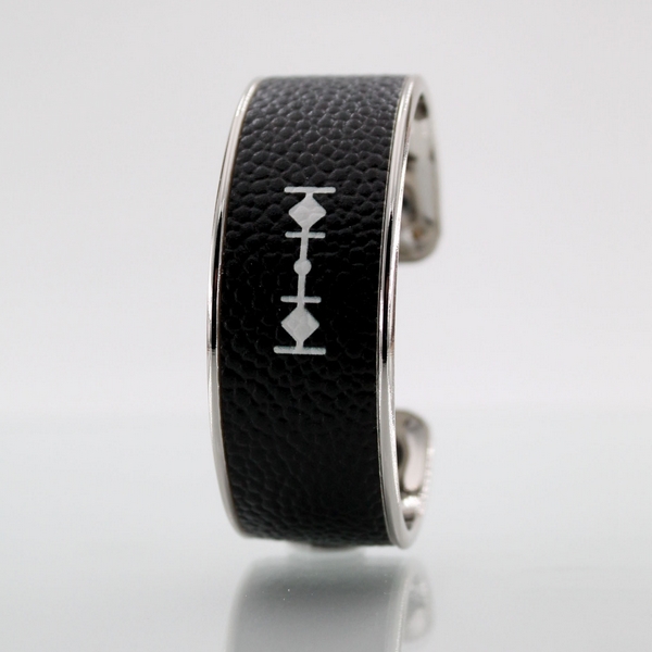 Miniature Collection Bracelet LARZO Jonkar LARMADA One Touch Blanc sur cuir